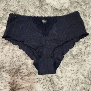 NWT La Vie En Rose Dark Blue Hiphugger Underwear